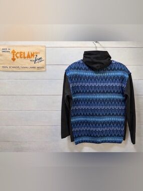 ❣️ICELAN Blue & Black Scandinavian Wool Knit Sweater – Size 10